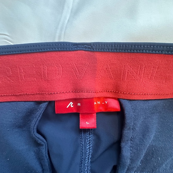 Redvanly Hanover In Navy Large - Picture 4 of 4